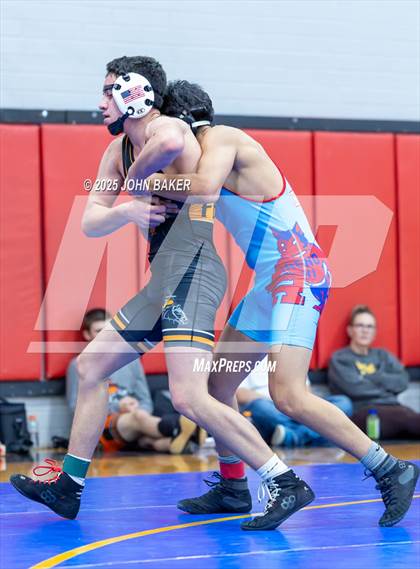 Thumbnail 2 in Lovelock Mustangs Tournament (138lbs) photogallery.