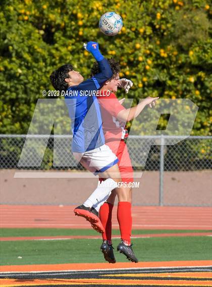 Thumbnail 3 in Sunnyside vs. Brophy College Prep photogallery.
