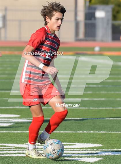 Thumbnail 2 in Sunnyside vs. Brophy College Prep photogallery.