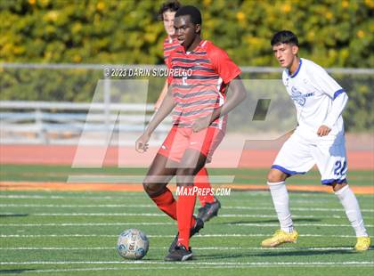 Thumbnail 2 in Sunnyside vs. Brophy College Prep photogallery.