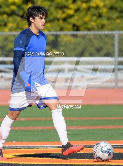 Thumbnail 3 in Sunnyside vs. Brophy College Prep photogallery.