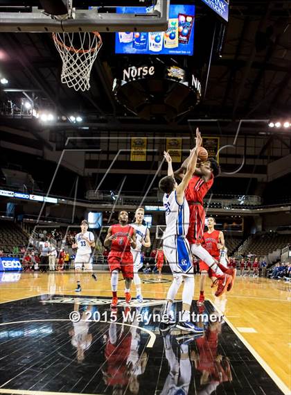 Thumbnail 2 in Newport vs Covington Catholic (9th Region Tournament) photogallery.