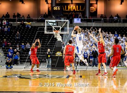 Thumbnail 3 in Newport vs Covington Catholic (9th Region Tournament) photogallery.