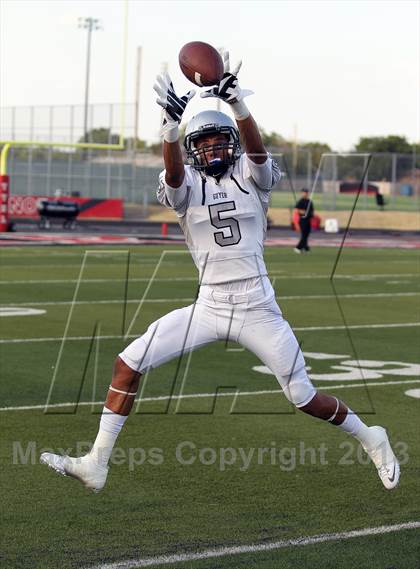 Thumbnail 2 in Guyer @ Cedar Hill photogallery.