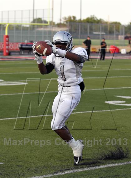 Thumbnail 2 in Guyer @ Cedar Hill photogallery.