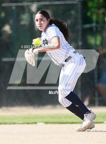 Thumbnail 2 in Alemany @ Notre Dame (SO) photogallery.