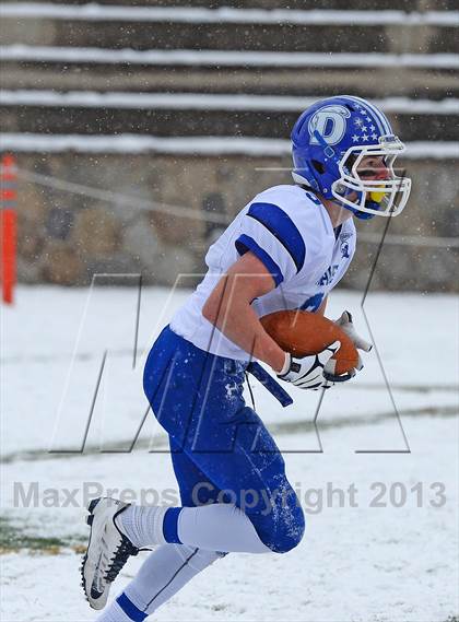 Thumbnail 3 in Darien vs. New Canaan (CIAC Class L Final) photogallery.