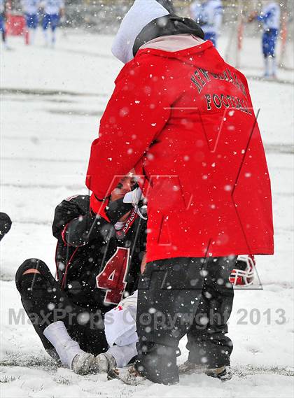 Thumbnail 1 in Darien vs. New Canaan (CIAC Class L Final) photogallery.