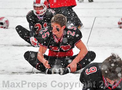 Thumbnail 2 in Darien vs. New Canaan (CIAC Class L Final) photogallery.