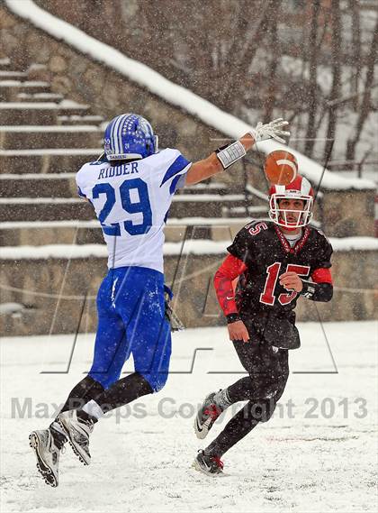 Thumbnail 1 in Darien vs. New Canaan (CIAC Class L Final) photogallery.