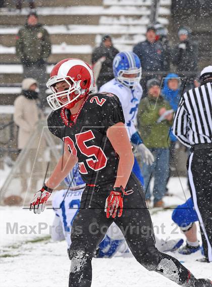 Thumbnail 2 in Darien vs. New Canaan (CIAC Class L Final) photogallery.