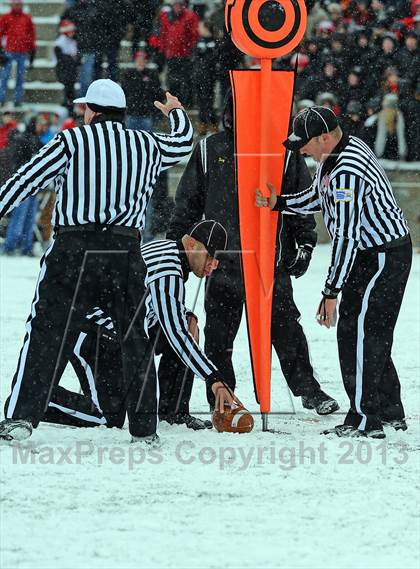 Thumbnail 1 in Darien vs. New Canaan (CIAC Class L Final) photogallery.