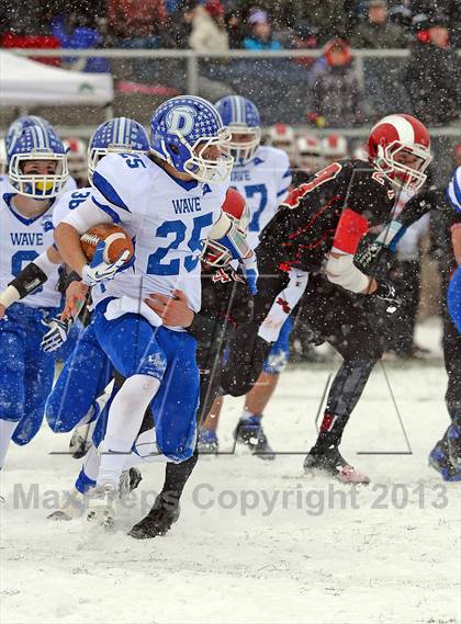 Thumbnail 2 in Darien vs. New Canaan (CIAC Class L Final) photogallery.