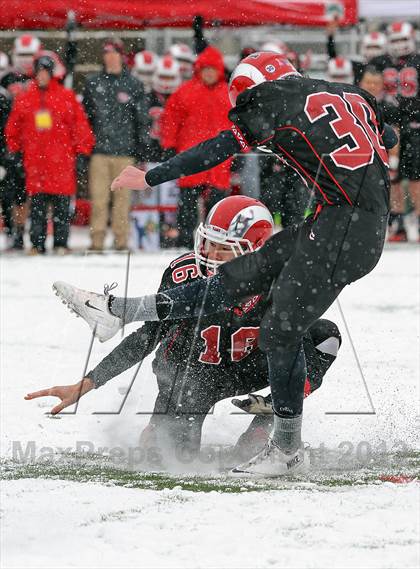 Thumbnail 2 in Darien vs. New Canaan (CIAC Class L Final) photogallery.