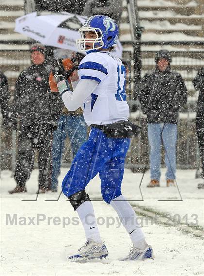 Thumbnail 2 in Darien vs. New Canaan (CIAC Class L Final) photogallery.