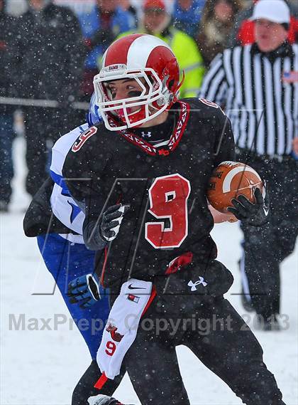 Thumbnail 3 in Darien vs. New Canaan (CIAC Class L Final) photogallery.