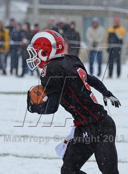 Thumbnail 1 in Darien vs. New Canaan (CIAC Class L Final) photogallery.