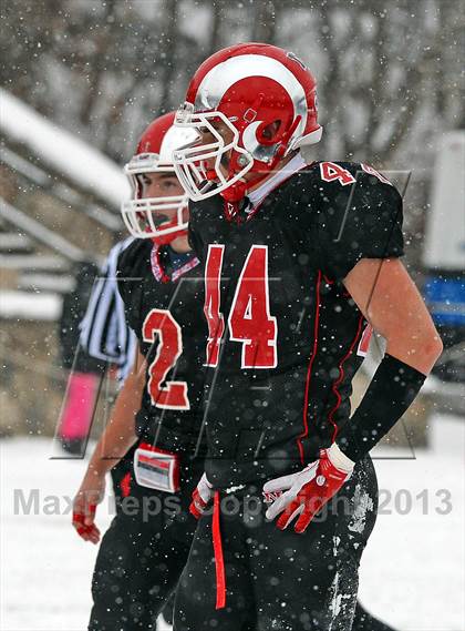 Thumbnail 1 in Darien vs. New Canaan (CIAC Class L Final) photogallery.
