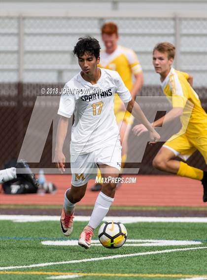 Thumbnail 3 in Marian Catholic @ Carmel photogallery.