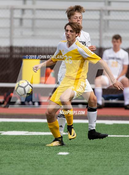 Thumbnail 1 in Marian Catholic @ Carmel photogallery.