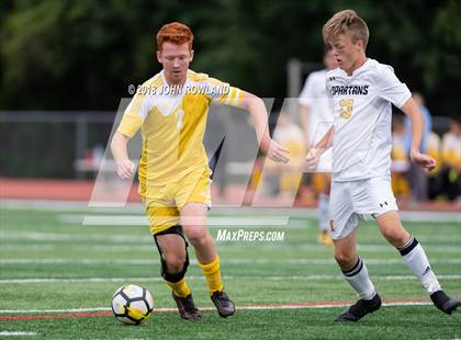Thumbnail 2 in Marian Catholic @ Carmel photogallery.