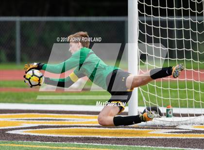 Thumbnail 1 in Marian Catholic @ Carmel photogallery.