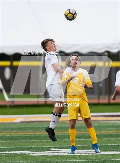 Thumbnail 3 in Marian Catholic @ Carmel photogallery.