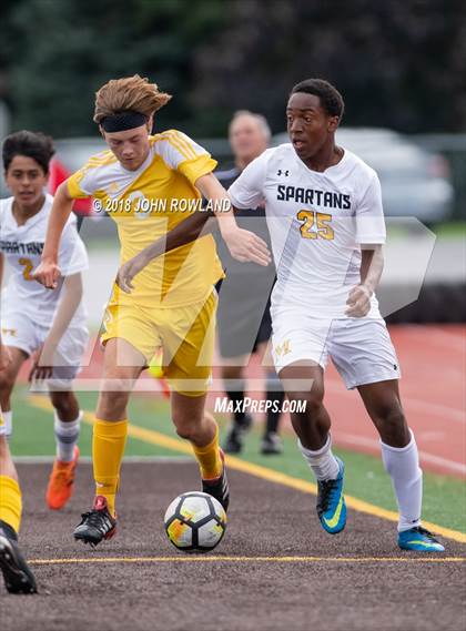 Thumbnail 2 in Marian Catholic @ Carmel photogallery.