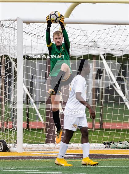 Thumbnail 1 in Marian Catholic @ Carmel photogallery.