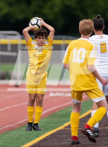 Thumbnail 1 in Marian Catholic @ Carmel photogallery.