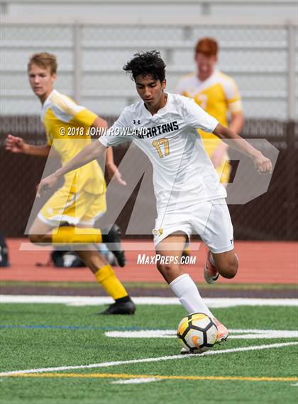 Thumbnail 1 in Marian Catholic @ Carmel photogallery.