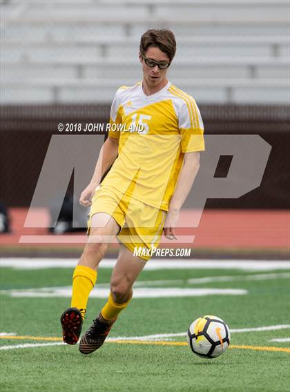 Thumbnail 1 in Marian Catholic @ Carmel photogallery.