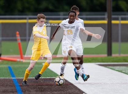 Thumbnail 2 in Marian Catholic @ Carmel photogallery.