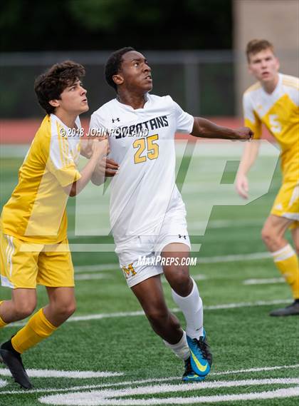 Thumbnail 3 in Marian Catholic @ Carmel photogallery.