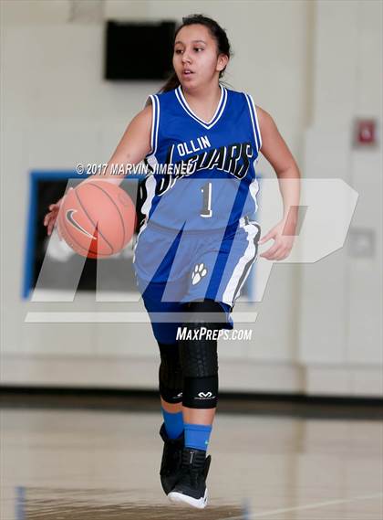 Thumbnail 2 in Aspire Ollin University Prep vs. Valor Academy (CIF LACS Final) photogallery.