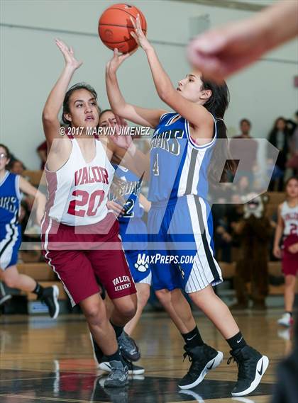 Thumbnail 1 in Aspire Ollin University Prep vs. Valor Academy (CIF LACS Final) photogallery.