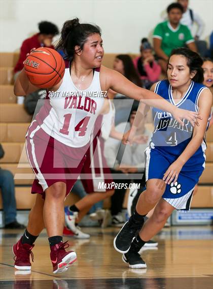 Thumbnail 1 in Aspire Ollin University Prep vs. Valor Academy (CIF LACS Final) photogallery.