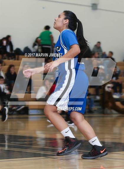 Thumbnail 1 in Aspire Ollin University Prep vs. Valor Academy (CIF LACS Final) photogallery.