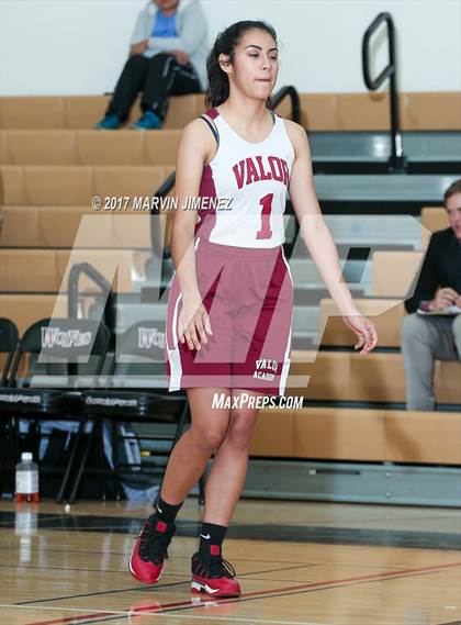Thumbnail 3 in Aspire Ollin University Prep vs. Valor Academy (CIF LACS Final) photogallery.
