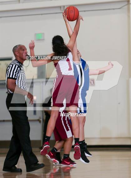 Thumbnail 1 in Aspire Ollin University Prep vs. Valor Academy (CIF LACS Final) photogallery.