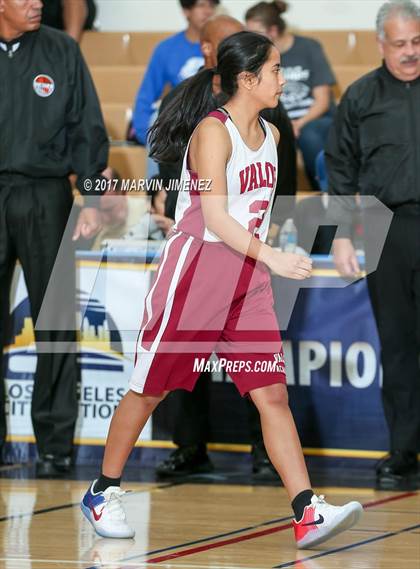 Thumbnail 2 in Aspire Ollin University Prep vs. Valor Academy (CIF LACS Final) photogallery.