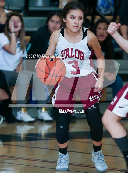 Thumbnail 3 in Aspire Ollin University Prep vs. Valor Academy (CIF LACS Final) photogallery.