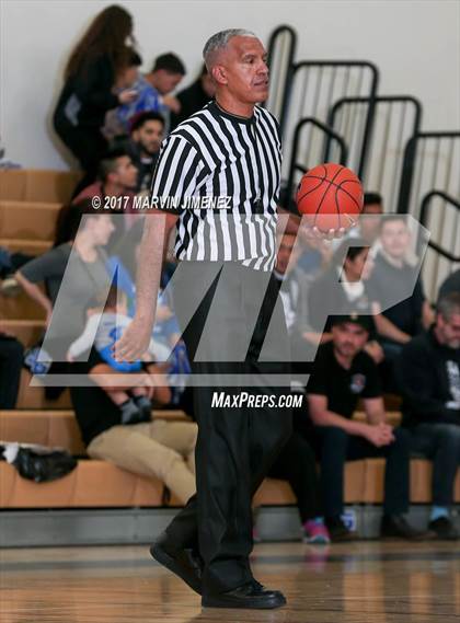 Thumbnail 2 in Aspire Ollin University Prep vs. Valor Academy (CIF LACS Final) photogallery.