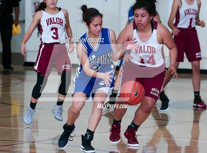 Thumbnail 3 in Aspire Ollin University Prep vs. Valor Academy (CIF LACS Final) photogallery.