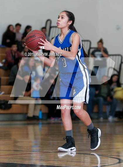 Thumbnail 2 in Aspire Ollin University Prep vs. Valor Academy (CIF LACS Final) photogallery.