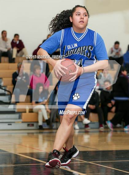 Thumbnail 2 in Aspire Ollin University Prep vs. Valor Academy (CIF LACS Final) photogallery.