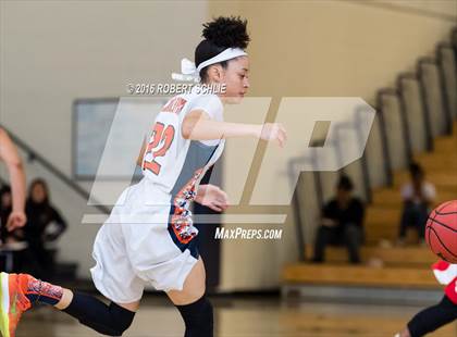 Thumbnail 2 in Cosumnes Oaks vs McClatchy (Trojan Toss Up) photogallery.