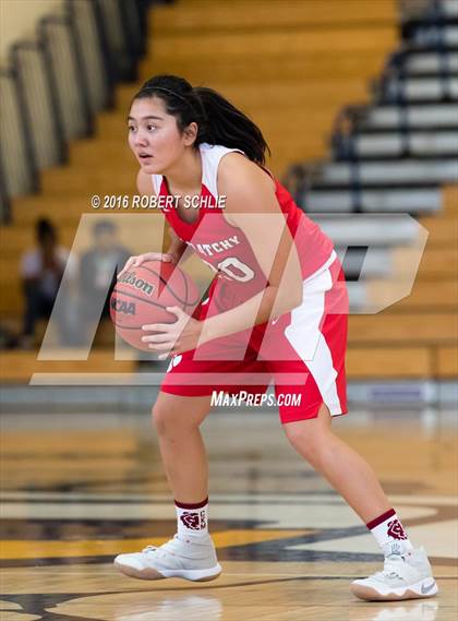Thumbnail 3 in Cosumnes Oaks vs McClatchy (Trojan Toss Up) photogallery.