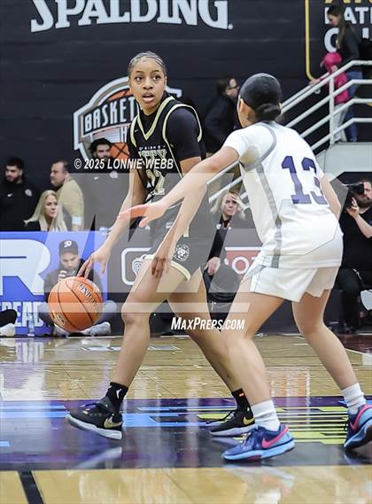 Thumbnail 3 in Archbishop Mitty vs. Morris Catholic (Army National Guard Hoophall Classic) photogallery.