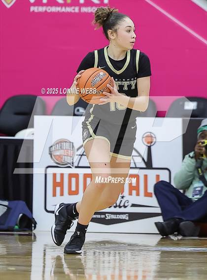 Thumbnail 3 in Archbishop Mitty vs. Morris Catholic (Army National Guard Hoophall Classic) photogallery.